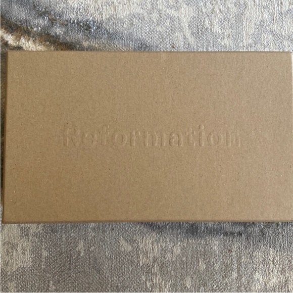 NEVER WORN REFORMATION SANDALS - Picture 3 of 7